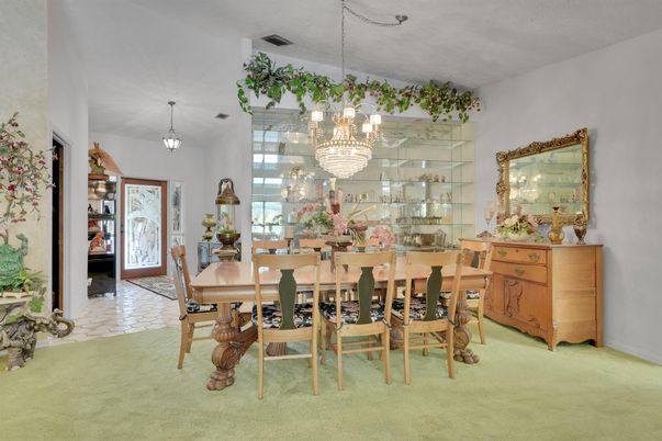 Chandelier, Dining room, Interior