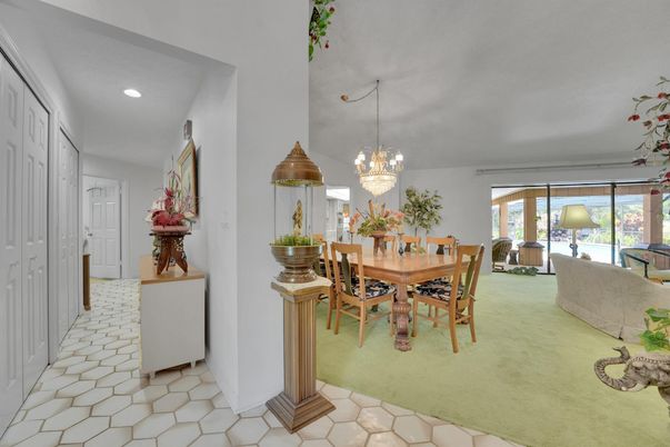 Chandelier, Dining room, Interior, Living room, Recessed Lighting