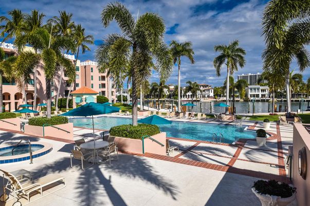 Exterior, Pool, Water