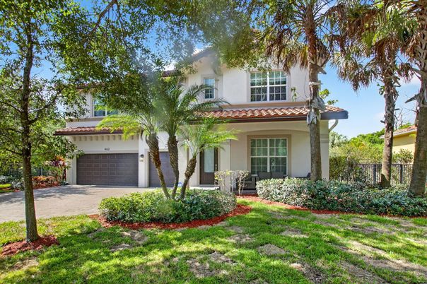 Attached, Exterior, Facade, Spanish Mediterranean