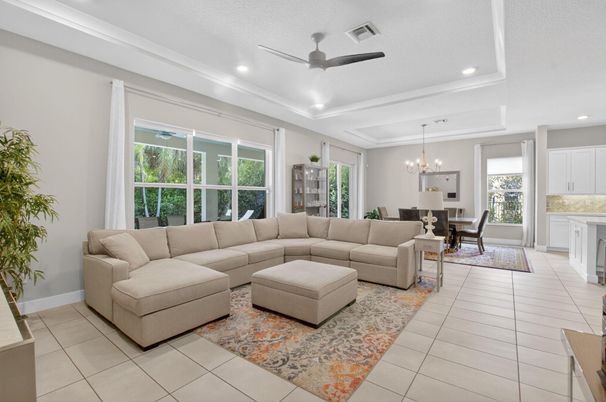Chandelier, Dining room, Interior, Living room, Recessed Lighting
