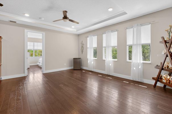 Empty room, Interior, Recessed Lighting, Wood Texture Flooring