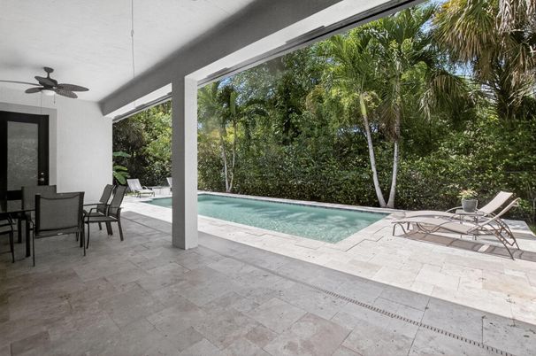 Exterior, Interior, Pool