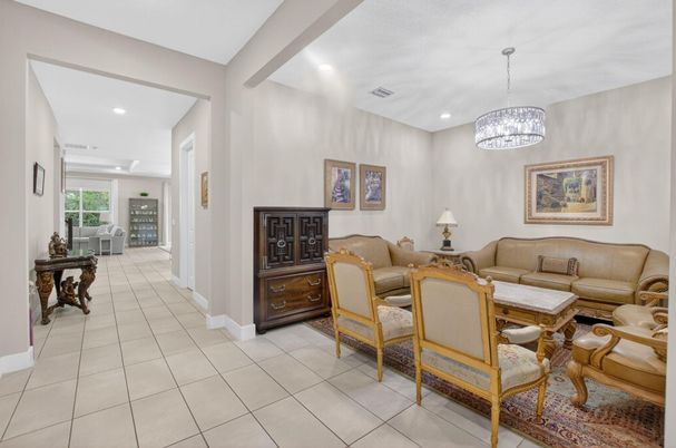 Chandelier, Dining room, Interior, Living room, Recessed Lighting