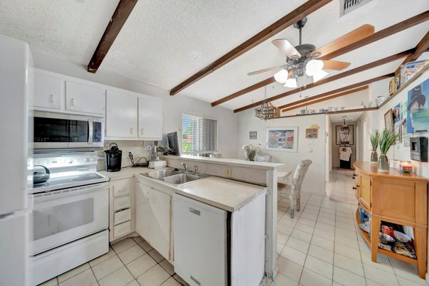 Dining room, Interior, Kitchen, Wooden Beams