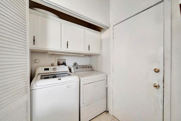 Interior, Utility Closets, Washer