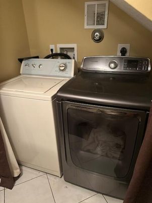 Interior, Washer
