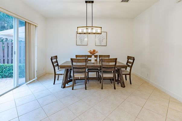 Dining room, Interior, Pendant Lights