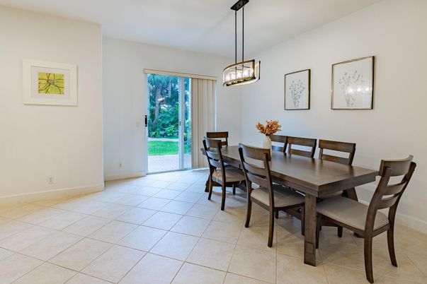 Dining room, Interior, Pendant Lights