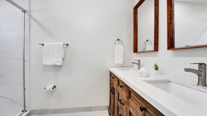 Bathroom, Dual Sink Vanities, Glass Shower, Interior, Marble Walls
