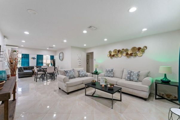 Dining room, Interior, Living room, Recessed Lighting