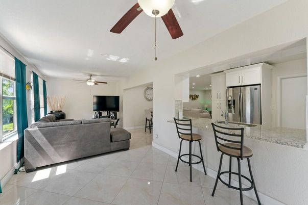 Interior, Kitchen, Living room, Recessed Lighting, Stainless Steel Appliances