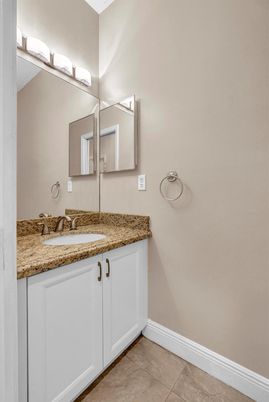 Bathroom, Dual Sink Vanities, Interior