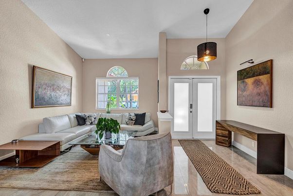 Interior, Living room, Pendant Lights