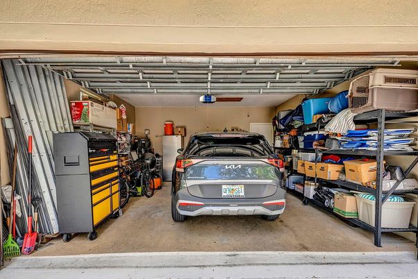 Garage, Interior