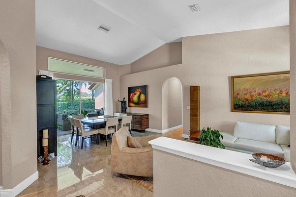 Dining room, Interior, Living room, Recessed Lighting