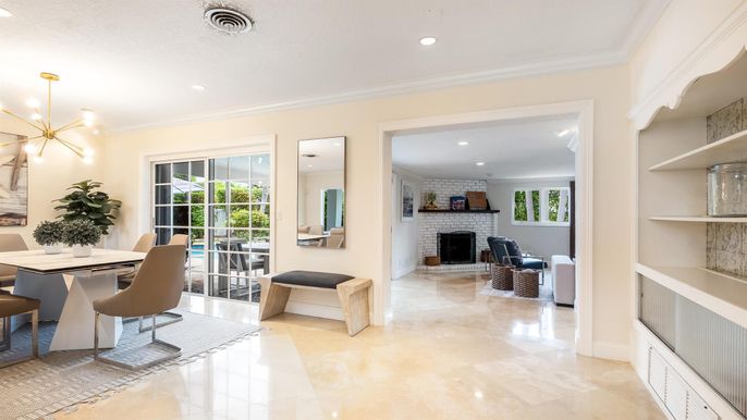Dining room, Fireplace, Interior, Pendant Lights, Recessed Lighting, Stone Walls