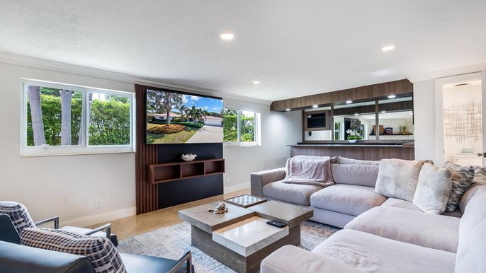 Interior, Living room, Recessed Lighting, Wood Texture Flooring