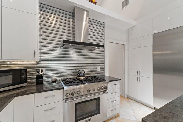 Interior, Kitchen, Stainless Steel Appliances