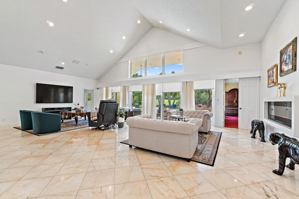 Fireplace, Interior, Living room, Recessed Lighting