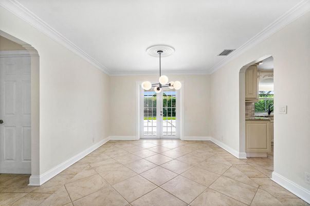 Chandelier, Empty room, Interior