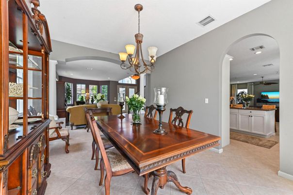 Chandelier, Dining room, Interior, Living room, Recessed Lighting