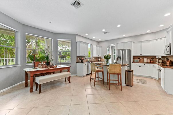 Dining room, Interior, Kitchen, Recessed Lighting, Stainless Steel Appliances