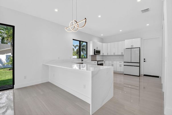 Interior, Kitchen, Pendant Lights, Recessed Lighting