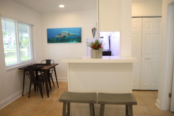 Dining room, Interior, Pendant Lights, Recessed Lighting