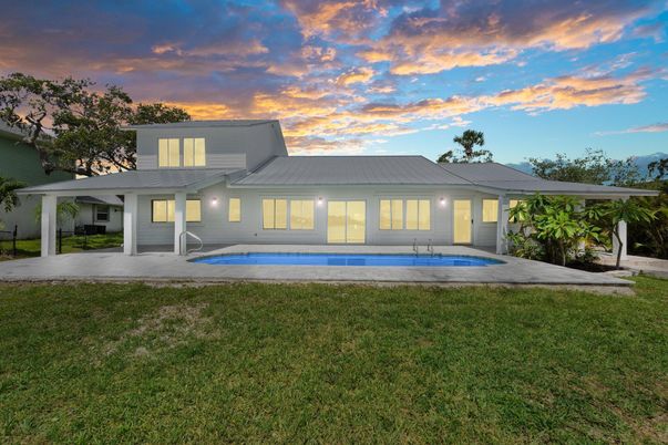 Backyard, Exterior, Pool