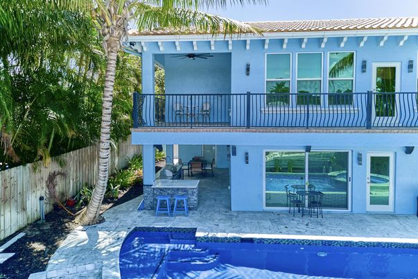 Exterior, Pool
