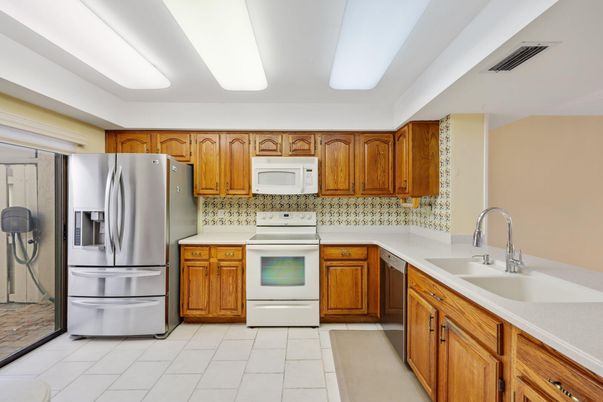 Interior, Kitchen, Stainless Steel Appliances