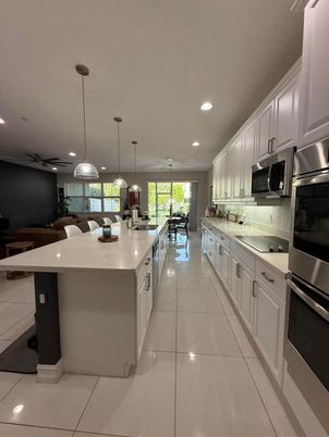 Dining room, Interior, Kitchen, Pendant Lights, Recessed Lighting, Stainless Steel Appliances