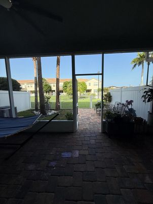 Interior, Sun Room, Water