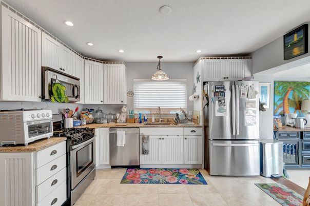 Interior, Kitchen, Pendant Lights, Recessed Lighting, Stainless Steel Appliances