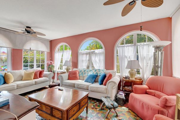 Interior, Living room, Pendant Lights