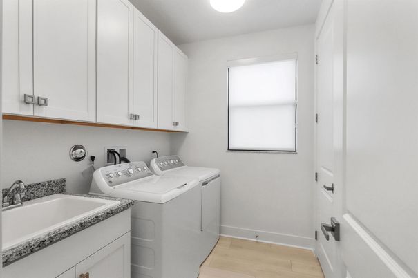 Interior, Washer, Wood Texture Flooring