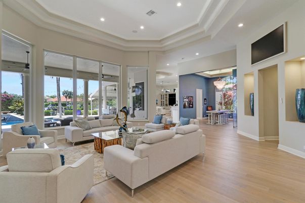 Dining room, Interior, Living room, Recessed Lighting, Wood Texture Flooring