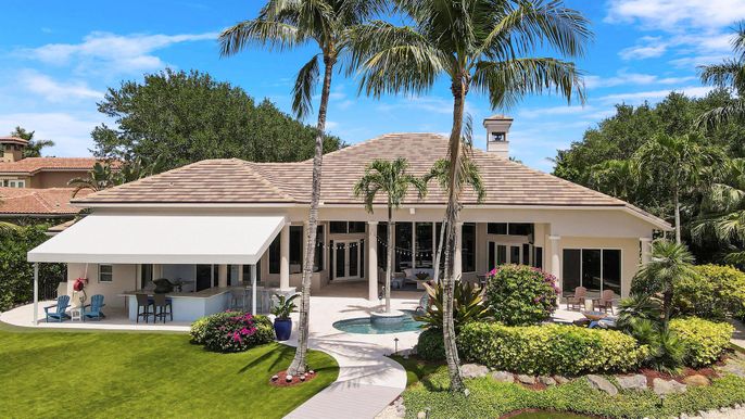 Backyard, Exterior, Pool