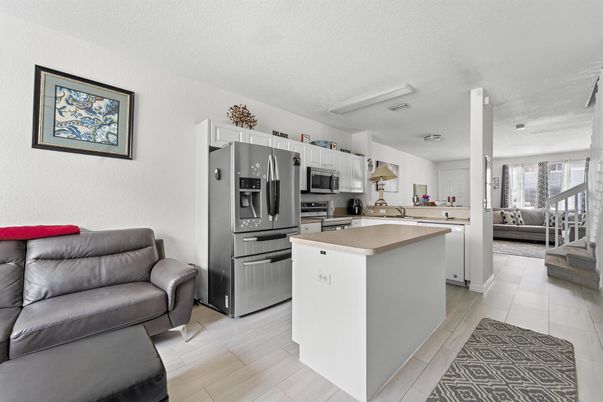 Interior, Kitchen, Stainless Steel Appliances