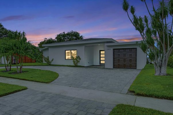 Attached, Backyard, Exterior, Facade, Ranch