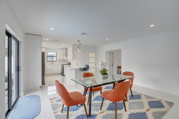Dining room, Interior, Kitchen, Pendant Lights, Recessed Lighting