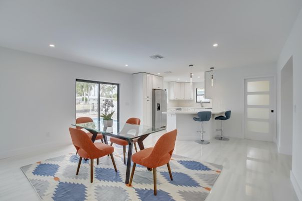 Dining room, Interior, Kitchen, Pendant Lights, Recessed Lighting