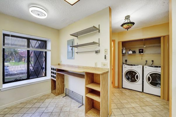 Interior, Washer