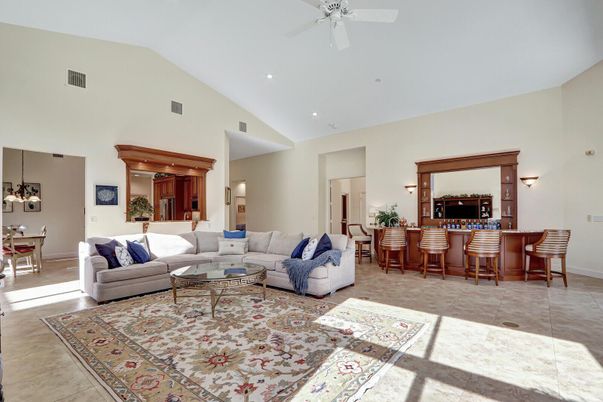 Dining room, Interior, Living room, Recessed Lighting
