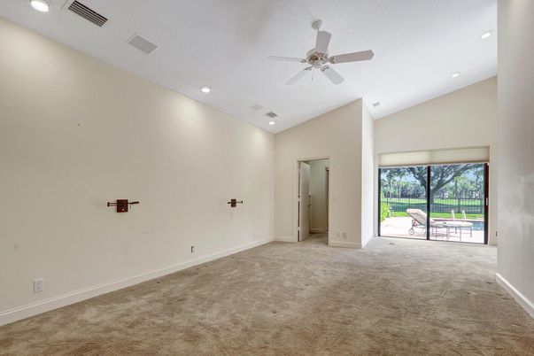Empty room, Interior, Recessed Lighting