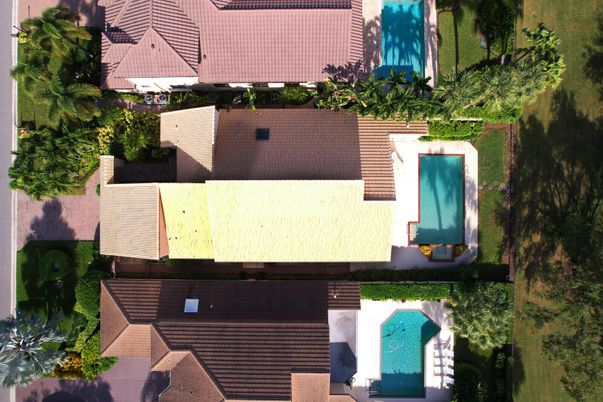 Exterior, Drone