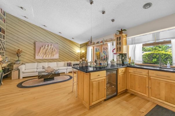 Interior, Kitchen, Living room, Recessed Lighting, Wood Texture Flooring