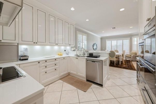 Dining room, Interior, Kitchen, Living room, Recessed Lighting, Stainless Steel Appliances