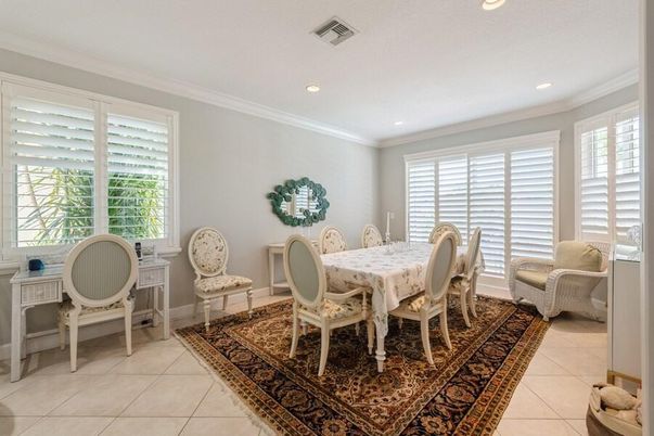 Dining room, Interior, Recessed Lighting